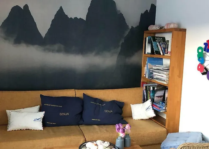 אכסניה Basecamp Senja פינסנס