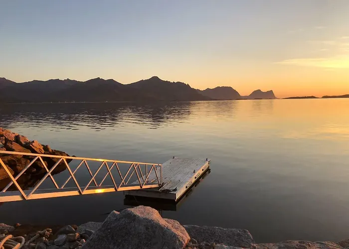 Basecamp Senja אכסניה פינסנס