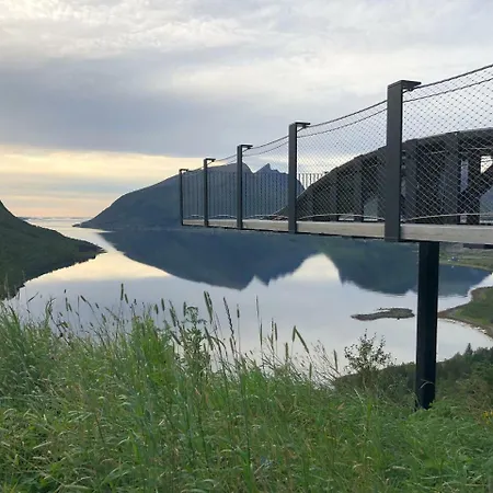 Hostel Basecamp Senja *