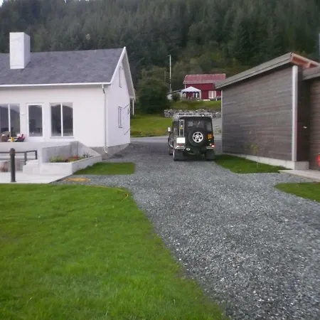 Hostel Basecamp Senja