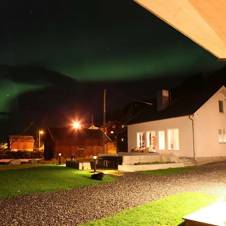 Hostel Basecamp Senja Finnsnes