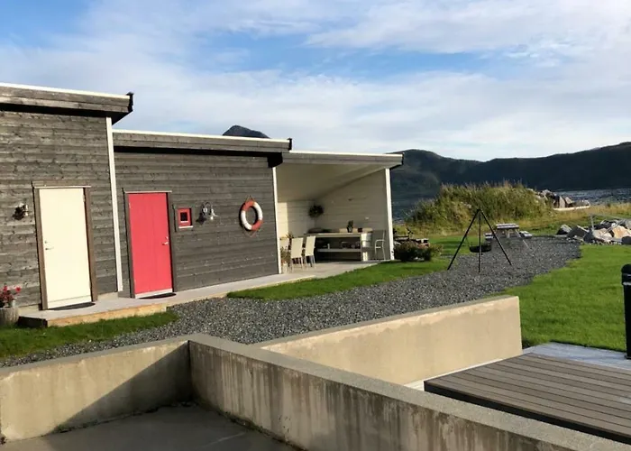 Hostel Basecamp Senja Finnsnes