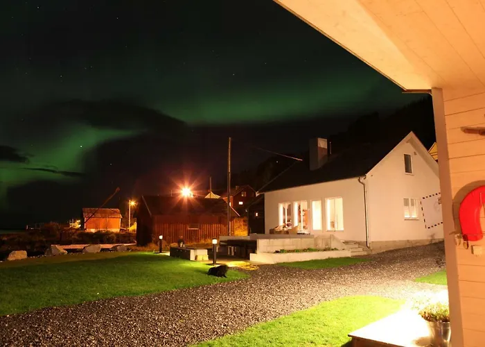 Hostel Basecamp Senja Finnsnes